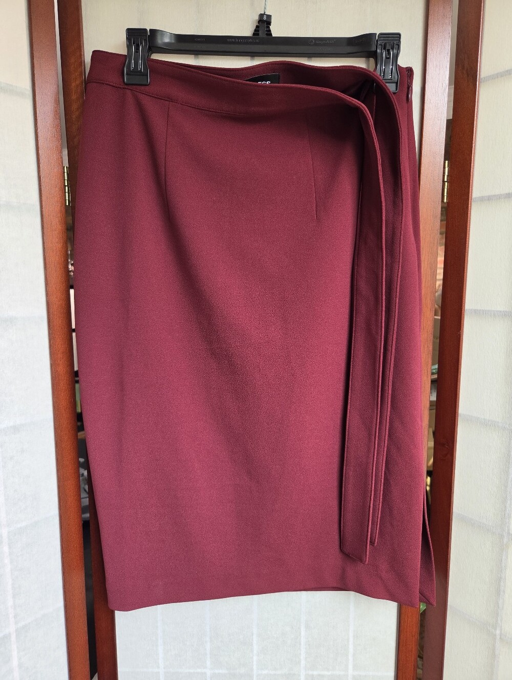 Express Burgundy Faux Wrap Midi Skirt Belted Workwear Dark Academia Size 8